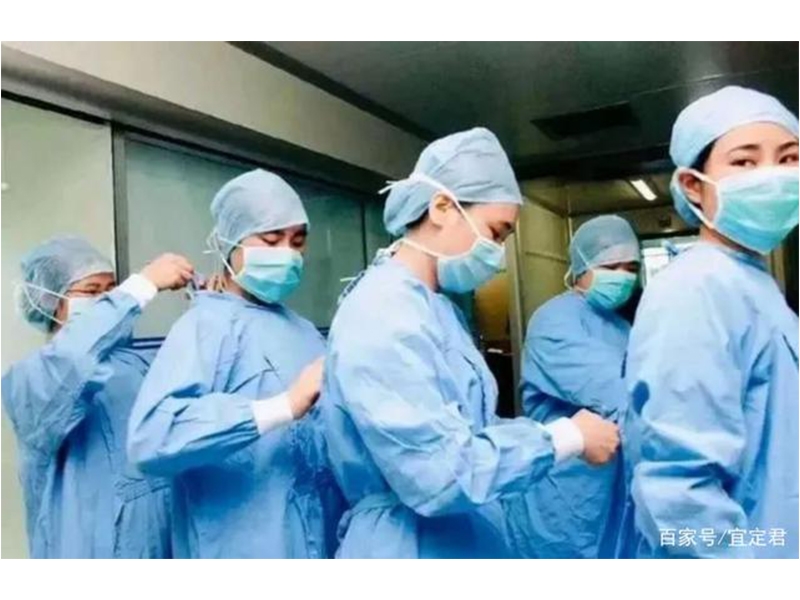 Los hospitales Wuhan despejan todos los casos de COVID-19